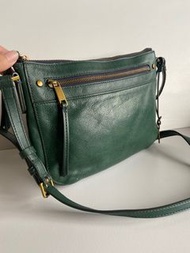 今日限時匯款價$1888！Fossil Farrah 真皮松綠手拿/肩背/斜背包