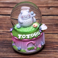 Hộp Nhạc Cầu Tuyết Totoro Cầm Lá 3D Có Nhạc Quà tặng trang trí