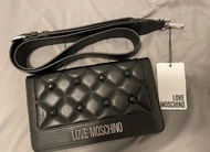 正品 LOVE MOSCHINO 黑色側背包 斜背包 小包 女生小包 包包 側背包 黑色小包 #早春造型