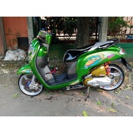 Scoopy contest Striping