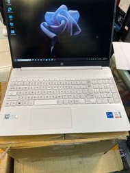 Hp pavilion 15s i7 12 Gen 1255u 1.7GHz  16GB ram 512GB nvme  ssd 15.6 inch Win11 64Bits