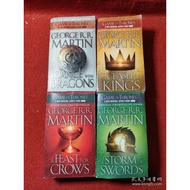 【4册合售】GAME OF THRONES THE HIT SERIES FROM HBO,A Storm of Swords:A Song of Ice and Fire,A Feast for C