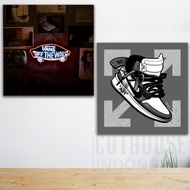 WDE008 - Sneakers 20 cm x 20 cm - Wall Decor Wall Decor Wooden Poster Vans Nike Air Jordan Converse 