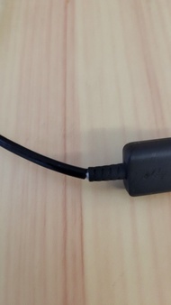 三星智能手錶黑色無綫充電器 電線破損