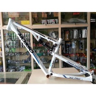 Frame sepeda 26 mosso 651 pro skok angin asli Taiwan putih