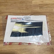 Ju MX 09 Lower Outer Bumper Stamp Right (C)(5B98) (oily green car 0266) 5B9F844G2000