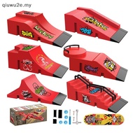 qiuwu2e 1 Set Mini Fingertip Skateboard Kit Children Finger Sports Toys Finger Skateboard Game Park 