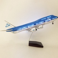 Holland Airlines Model with Light Airplane Model Ornaments Furniture Ornaments Simulation Airplane M