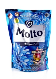 Pelembut Pewangi Pakaian MOLTO All In One 1.6 Lt / 1600 Ml Softener