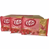 ✨สินค้าแนะนำ✨ KITKAT RASPBERRY !! รส สเบอร์รี่ ห่อสีชมพู่..สินค้านำเข้าจากญี่ปุ่น 1SETCOMBO/3ห่อ !!