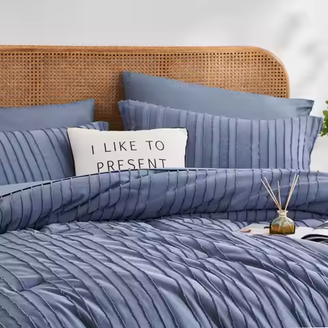 7-Piece Light Grey Tufted Comforter Set Queen Size All Season Bedding