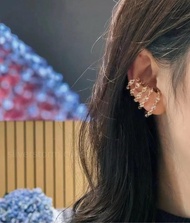 APM Monaco 新品 密鑲鏈環幾何Cuff Earring耳夾 無耳洞適用 新年禮物