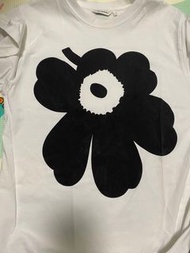 Marimekko kioski 黑色tee