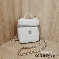 Chanel香奈兒 白荔枝皮金釦mini斜背化妝包