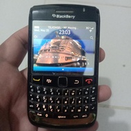 Handphone blackberry jadul type Bold 9870 HP jadul klasik vintage