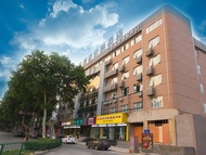 格林豪泰江蘇省鎮江市江蘇科技大學青年廣場快捷酒店 (GreenTree Inn Zhenjiang Jiangsu Science and Technology university Youth Square Express Hotel)