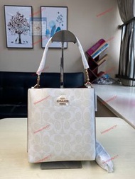 Coach蔻馳 CA582 Mollie系列CA583小號水桶包C紋印花手提單肩斜跨包。尺寸：222010cm。