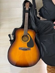 Guitar yamaha f310