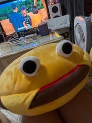 Happi class 漢堡君咕𠱸攬枕