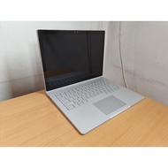 Microsoft Surface Book i7-6600U 16GB Ram 512GB SSD 1GB Nvidia 940M 3K Display