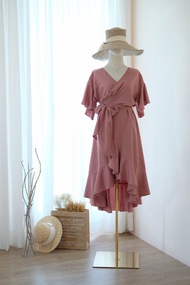 磚紅色連身裙，適合參加派對的連身裙，適合度假的連身裙，適合去海邊的連身裙