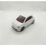 tomica fiat 500 (white)
