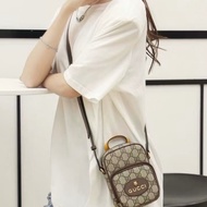 GUCCI NeoVintage烏木色 老花虎頭相機包肩背斜背包 10*17*7  98新配件塵袋