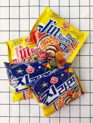 Korean imported snacks tumbler kimchi curry kelp seafood spicy cheese instant fried soybean soup ramen