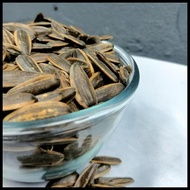 Good Quality Biji Kuaci Matahari Super Gurih 1Kilo 1Kg Cemilan Snack Food