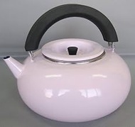 Enameled IH200V Compatible Flat Kettle with Tea Strainer, 7.5 gal (2.95 L), Lavender HK28(LA)