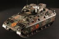 1/35 現代美國陸軍 M2 Bradley 裝甲運兵車 *已組裝/已塗裝/有內構*