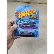 Hot Wheels Chase GT-Scorcher x Volkswagen Drag Bus