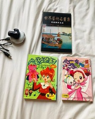 古董懷舊，彩色漫畫書飛天少女豬事丁8 1995年$60，小魔女doremi 1 2002年$130、世界藝術名畫之東瀛傳世名畫2008年印，$120，4合1 Nikon 正版懷舊相機U S B充電插$