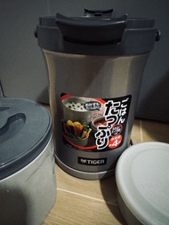 日本Tiger保溫飯壺保溫瓶