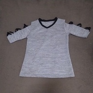 Grey top (preloved)