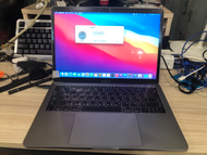 2017年出廠2016規格 MacBook Pro (雙type C)