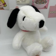 ตุ๊กตา Snoopy น่ารัก 26 ซม. ของเล่นการ์ตูนสีขาวสำหรับเป็นของขวัญวันเกิด