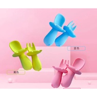 WITH BOX Food Grade Silicone 2pcs Baby Spoon Fork Soft Silicone Sudu Garpu Silikon Lembut Untuk Bayi Infant Utensils Toddler Utensils Set Self-Feeding Silicone Baby Utensils Anti-Choke BPA-Free Baby Fork and Spoon Set Baby Set Sudu Garfu Makan Bayi