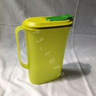 Jug 2ltr tupperware teapot 2L teapot tupperware beverage buddy Tupperware