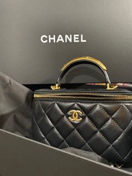 全新Chanel 22B黑色長盒子 特別版金手柄 Vanity case 可放電話