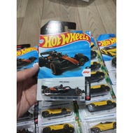 Hot wheels f1 mclaren formula 1 team/equipe 2026