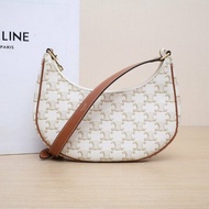 CELINE AVA豌豆包腋下包中號凱旋門印花白色PVC金扣肩背包