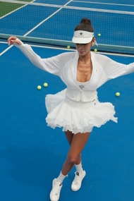 PomPeche Cropped UV Tennis Jacket เสื้อแจ็คเก็คกัน UV สำหรับออกกำลังกาย