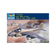 Trumpeter 01642 1/72 A-6E TRAM Intruder Aircraft Model Kit