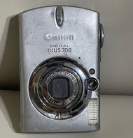 Canon ccd ixus 700