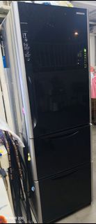 Hitachi 黑色冰箱