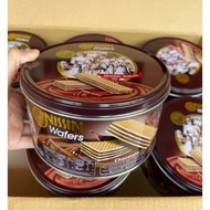 agen distributor makanan ringan snack biskuit wafer hampers lebaran nissin wafers chocolate kaleng q