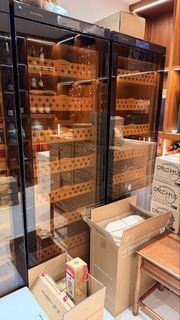 Raching 雙門酒櫃、雪茄櫃