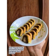 KEK TAPAK KUDA KINDER BUENO