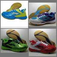 Star track lining Shoes